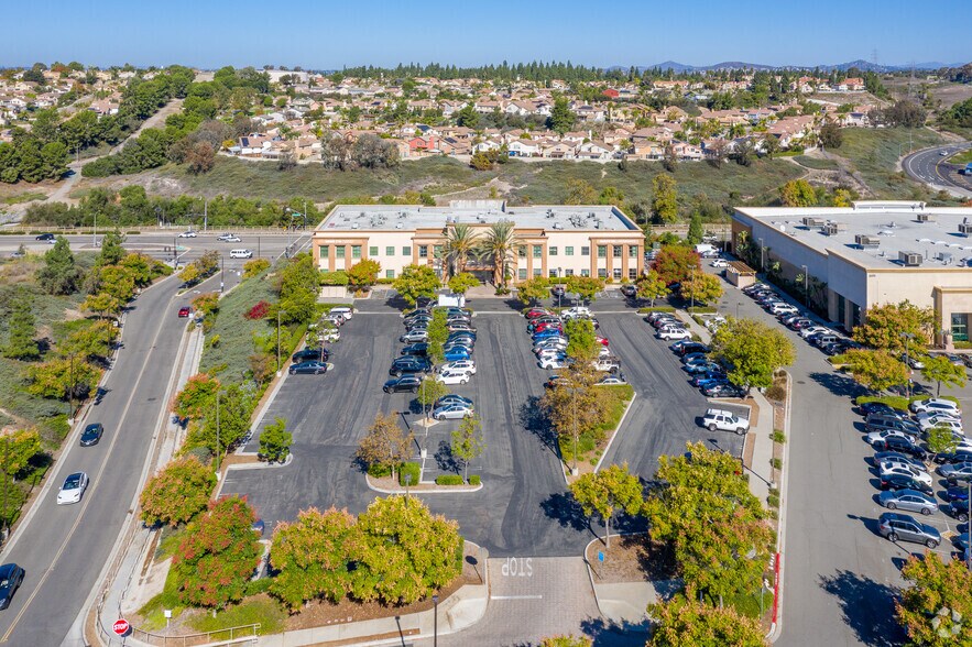 More Photos Of 2060 Otay Lakes Rd, Chula Vista Medical For Lease