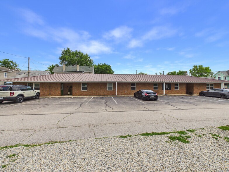 More Photos Of 414 Martin St, Greenville Office For Sale