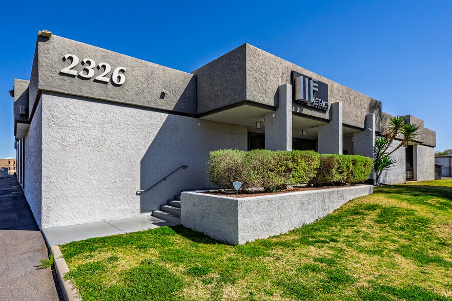 More Photos Of 2326 E Magnolia St, Phoenix Distribution For Sale