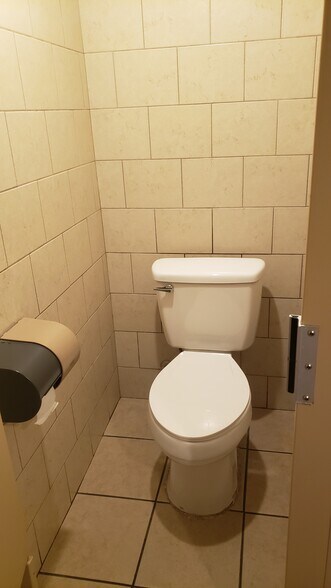 More Photos Of 3501 Birney Ave, Moosic Sports And Entertainment For Sale