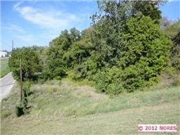 More Photos Of 104 N Gilcrease Museum Rd, Tulsa Medical For Sale