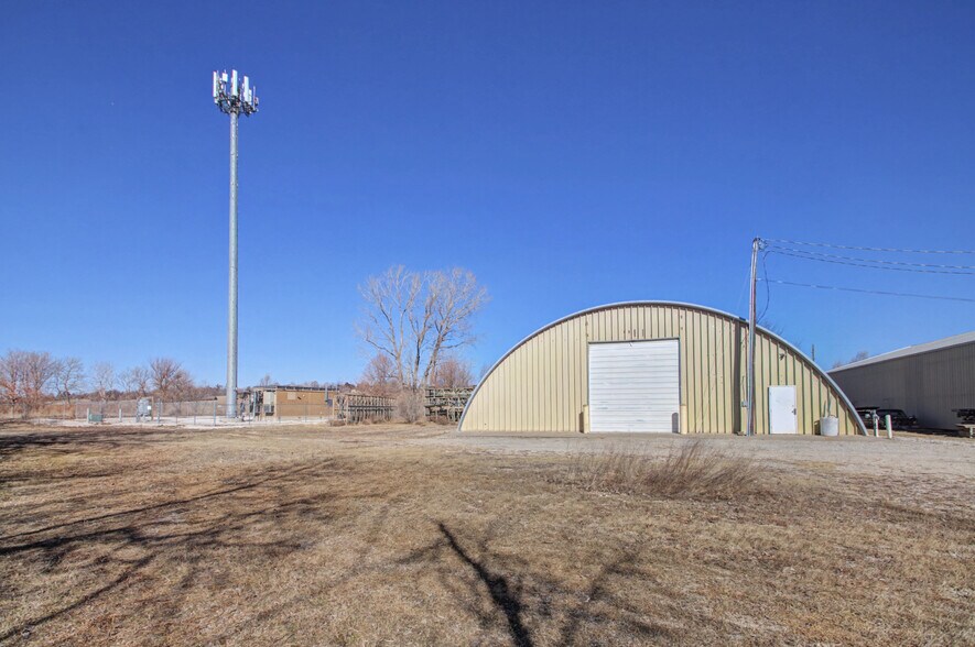 More Photos Of 1003 S 12th St, Marshalltown Industrial For Sale