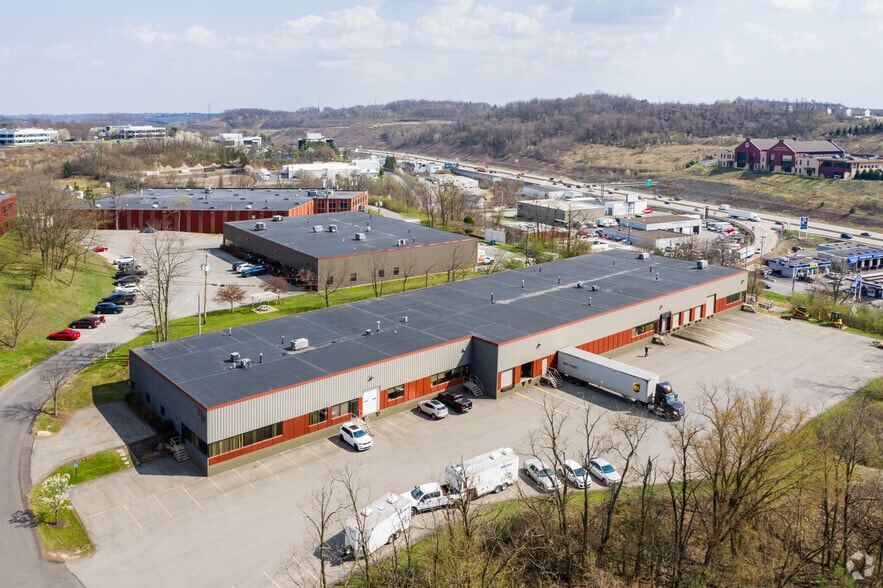 More Photos Of 1101-1114 Parkway View Dr, Pittsburgh Light Distribution For Lease