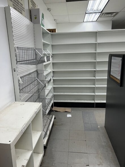 More Photos Of 4510 5th Ave, Brooklyn Storefront Retail Residential For Lease