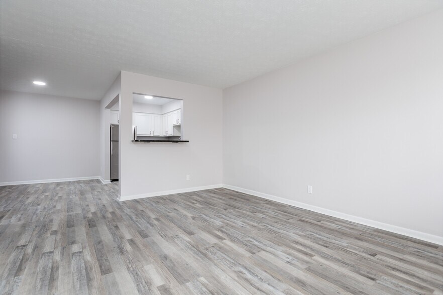 More Photos Of 4577 Olentangy River Rd, Columbus Apartments For Sale