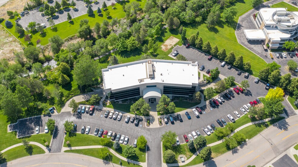 More Photos Of 5314 N 250 W, Provo Office For Lease
