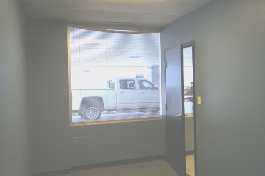 More Photos Of 1886 Gordon Hwy, Augusta Auto Dealership For Lease