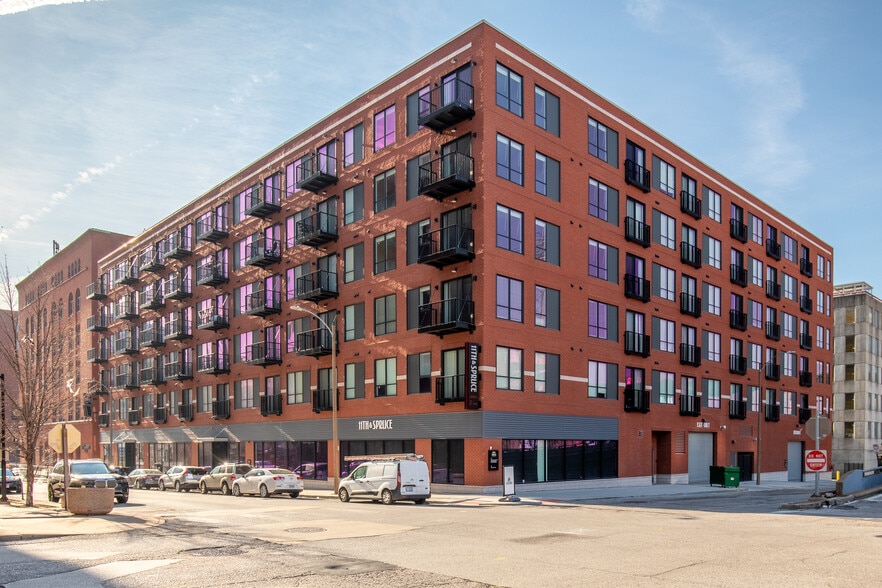 Primary Photo Of 1014 Spruce St, Saint Louis Apartments For Lease