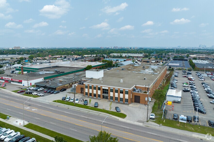 More Photos Of 260 Rexdale Blvd, Toronto Manufacturing For Sale