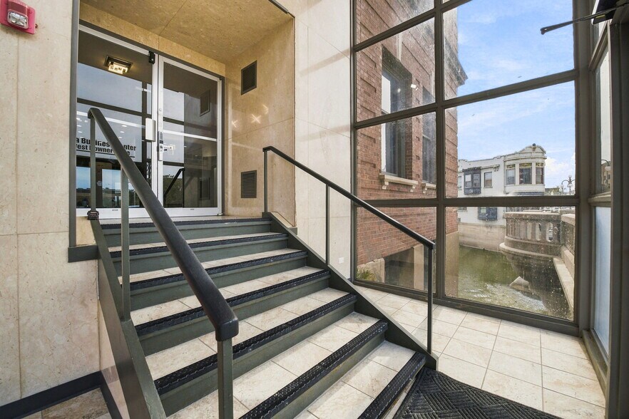 More Photos Of 31 W Downer Pl, Aurora Office For Sale