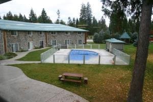 More Photos Of 5310 Dickensheet Rd, Coolin Hotel For Sale
