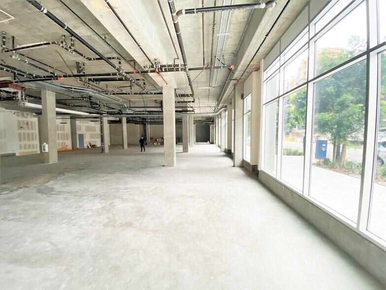More Photos Of 424 W Pico Blvd, Los Angeles Apartments For Lease