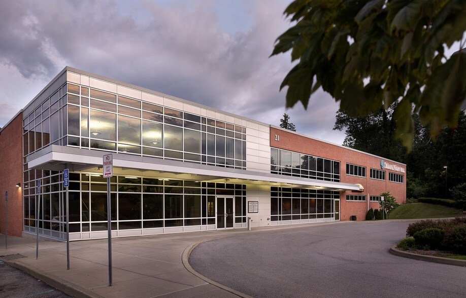 Primary Photo Of 21 Laurel Ave, Cornwall Medical For Lease