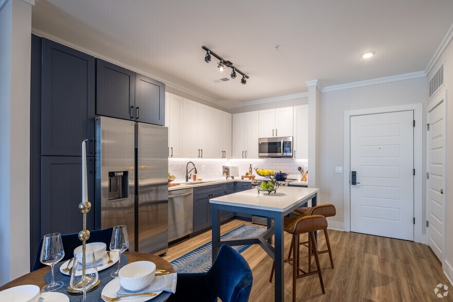 More Photos Of 5180 Peachtree Blvd, Chamblee Apartments For Lease