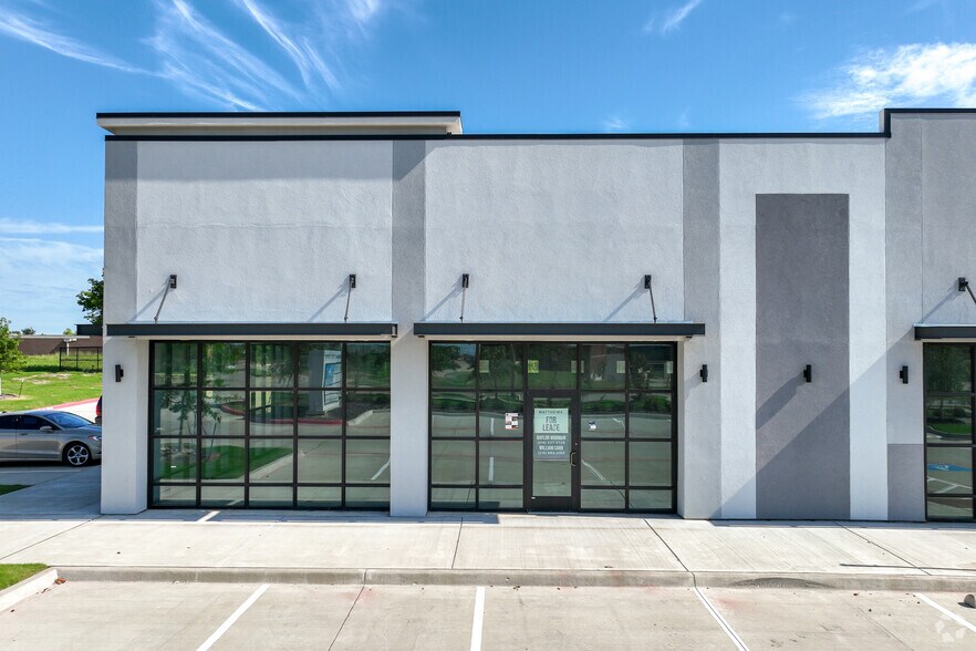 More Photos Of 3700-3750 McKinney Ranch Pky, McKinney Storefront For Lease