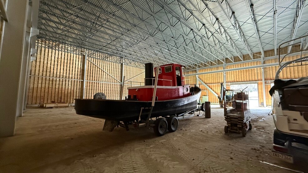 More Photos Of 2651 PA-412, Coopersburg Warehouse For Lease
