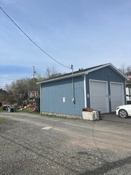 More Photos Of 1058 Main St, Newfoundland Bar For Sale