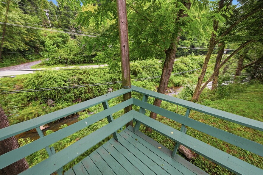 More Photos Of 3385 US Highway 321 S, Blowing Rock Office Residential For Sale
