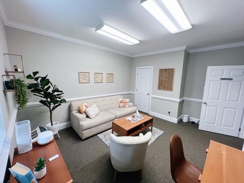 More Photos Of 172-182 Mine Lake Ct, Raleigh Office For Sale