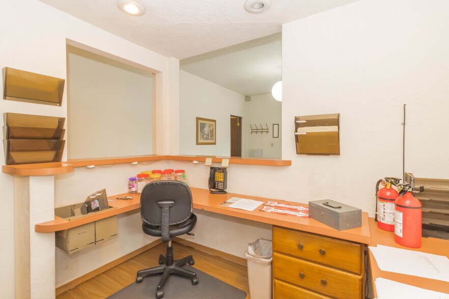 More Photos Of 603 Chester Ave, Bremerton Apartments For Sale