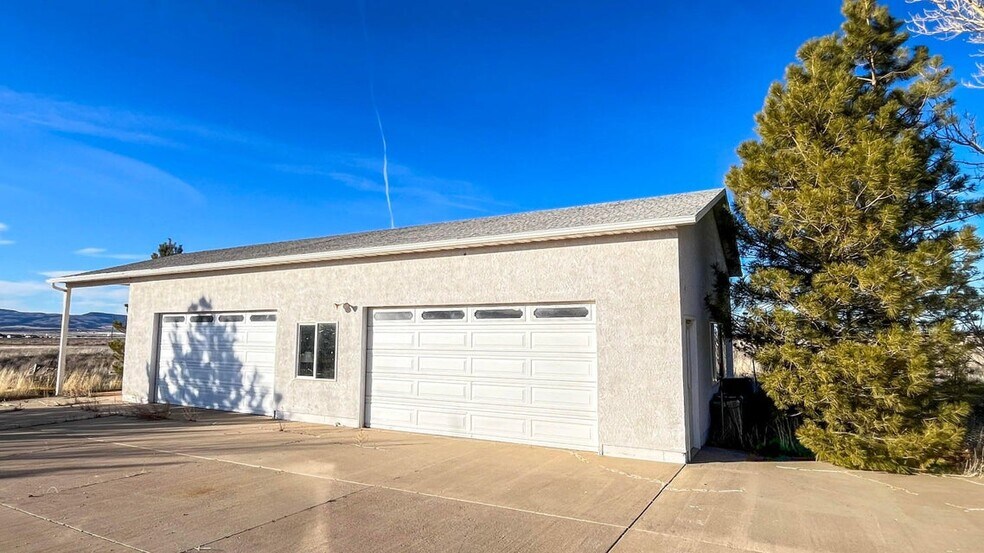 More Photos Of 5561 W 3600 S, Cedar City Specialty For Sale