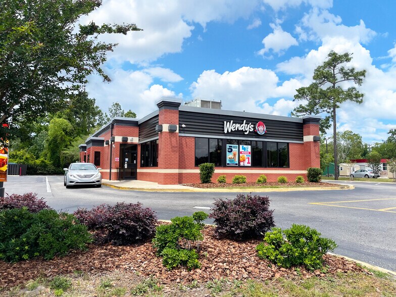 Primary Photo Of 1110 Blanding Blvd, Orange Park Fast Food For Sale