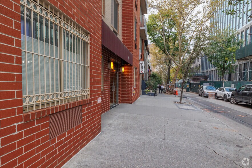 More Photos Of 556 State St, Brooklyn Parking Garage For Sale
