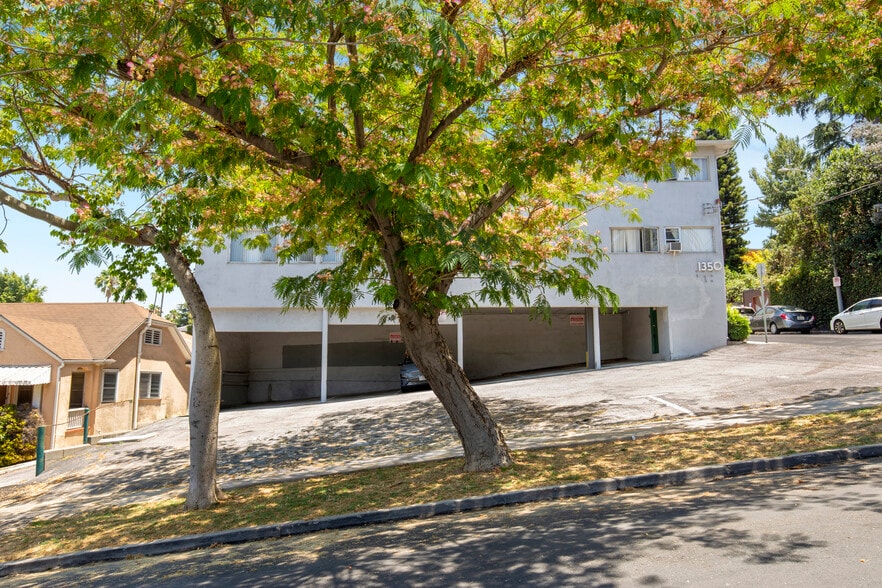 More Photos Of 1350 Edgecliffe Dr, Los Angeles Apartments For Sale