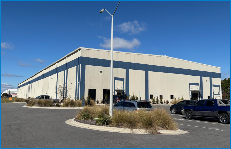 More Photos Of 3870 US Highway 421 N, Wilmington Warehouse For Sale