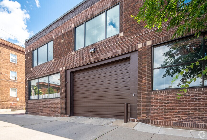 More Photos Of 1911 Nicollet Ave, Minneapolis Medical For Lease