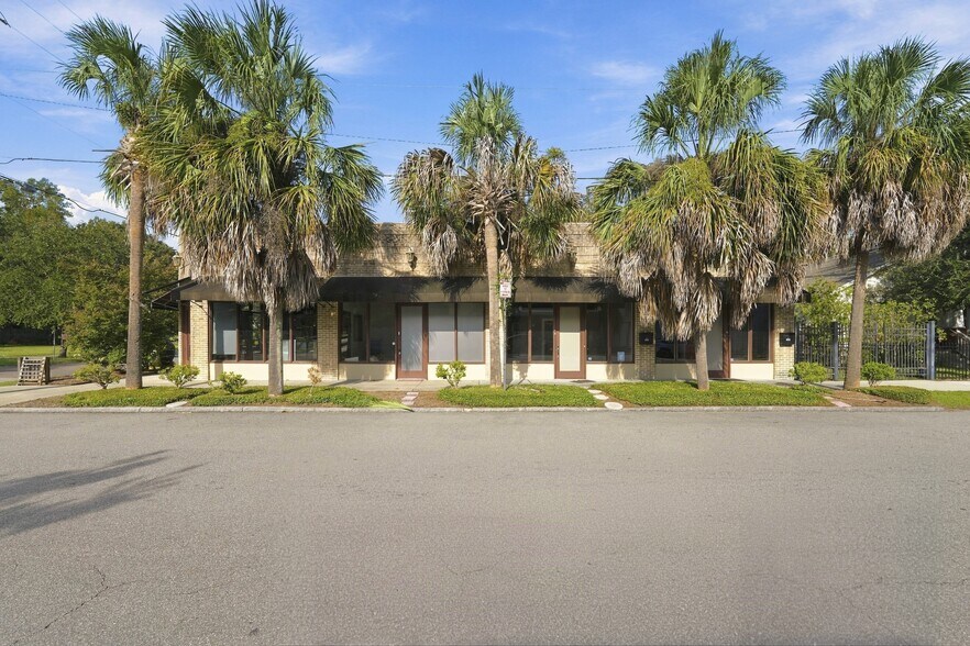 More Photos Of 1602-1608 Walnut St, Jacksonville Restaurant For Sale