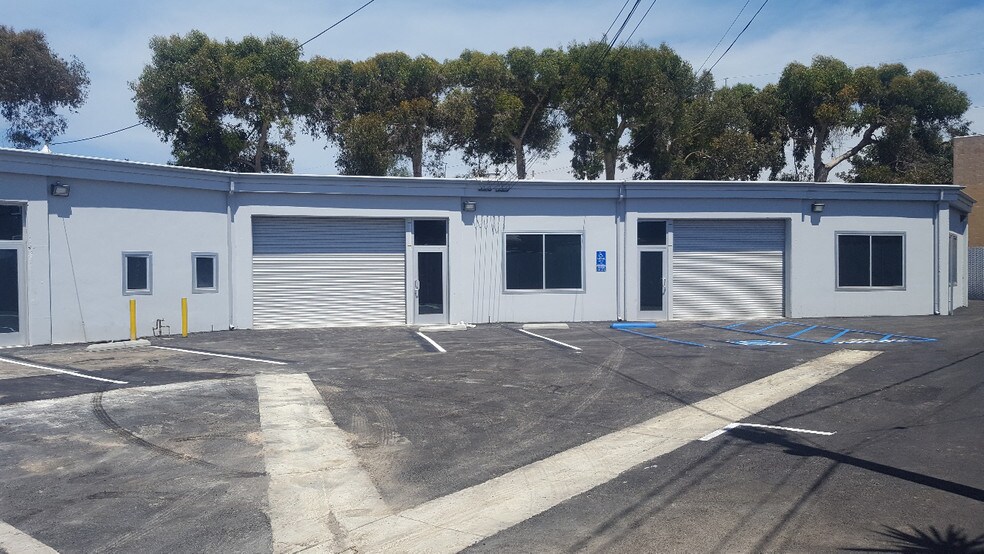More Photos Of 15706 Condon Ave, Lawndale Warehouse For Lease