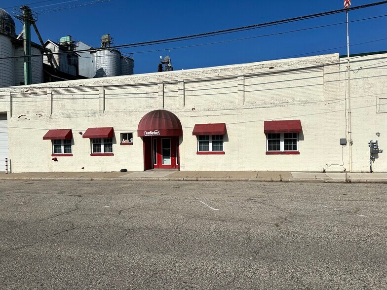 More Photos Of 212 S Pine River St, Ithaca Industrial For Sale