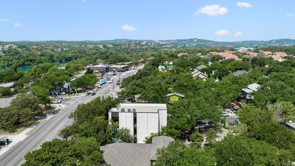 More Photos Of 2208 Lake Austin Blvd, Austin Office Residential For Sale