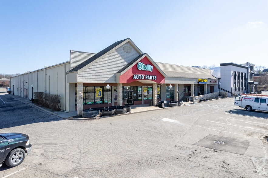 More Photos Of 131 S Milford Rd, Milford Freestanding For Lease