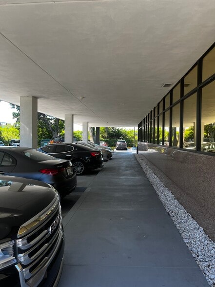 More Photos Of 1800 S Australian Ave, West Palm Beach Office For Lease