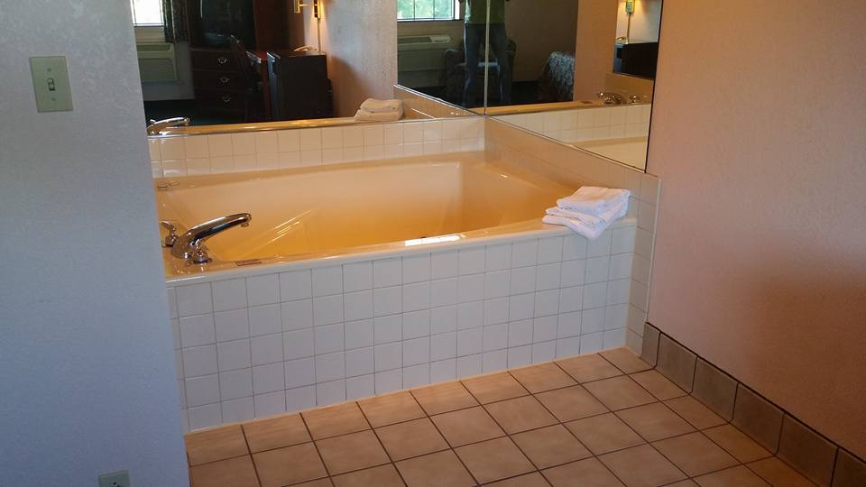 More Photos Of 1490 E US Highway 36, Urbana Hotel For Sale