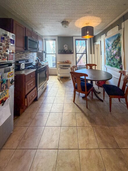 More Photos Of 255 20th St, Brooklyn Apartments For Sale