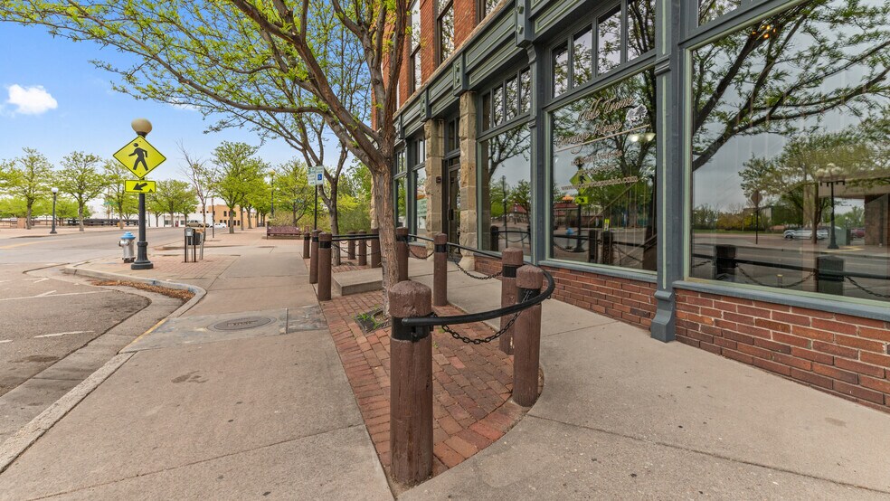 More Photos Of 102 S Victoria Ave, Pueblo Storefront For Sale