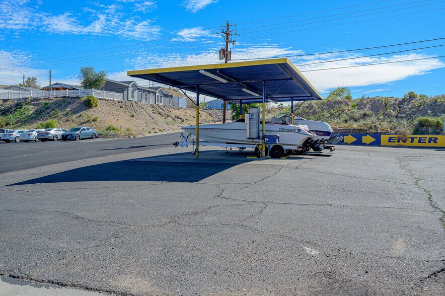 More Photos Of 1770 Highway 95, Bullhead City Specialty For Sale