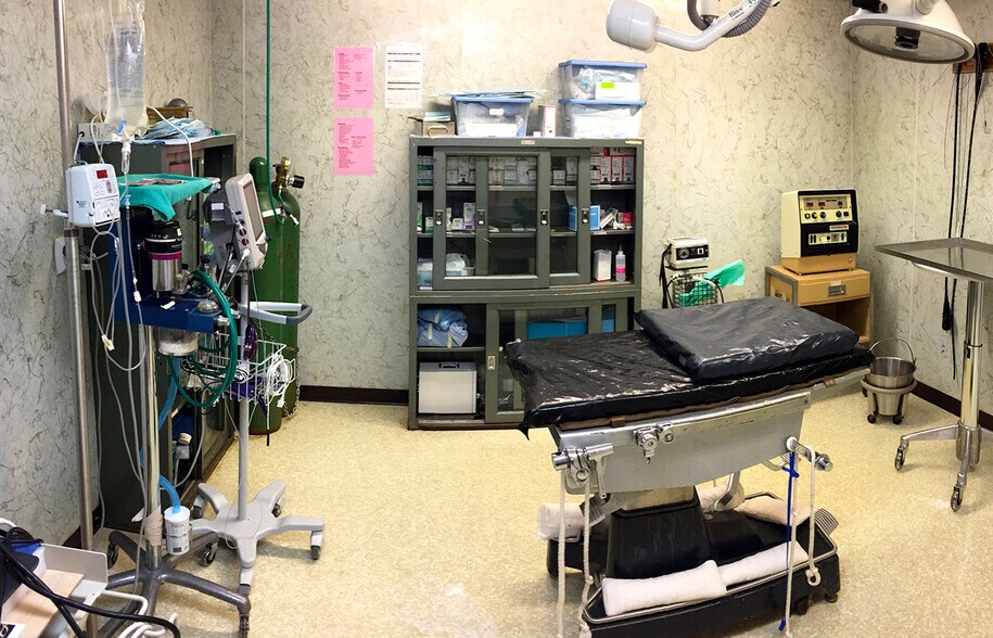 More Photos Of 7530 Mineral Point Rd, Madison General Retail For Sale