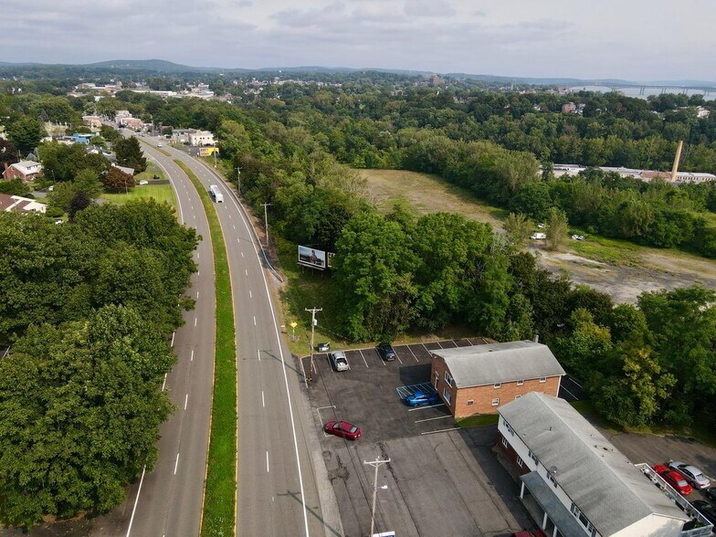 Primary Photo Of 3212 US Route 9W, New Windsor Township Medical For Lease