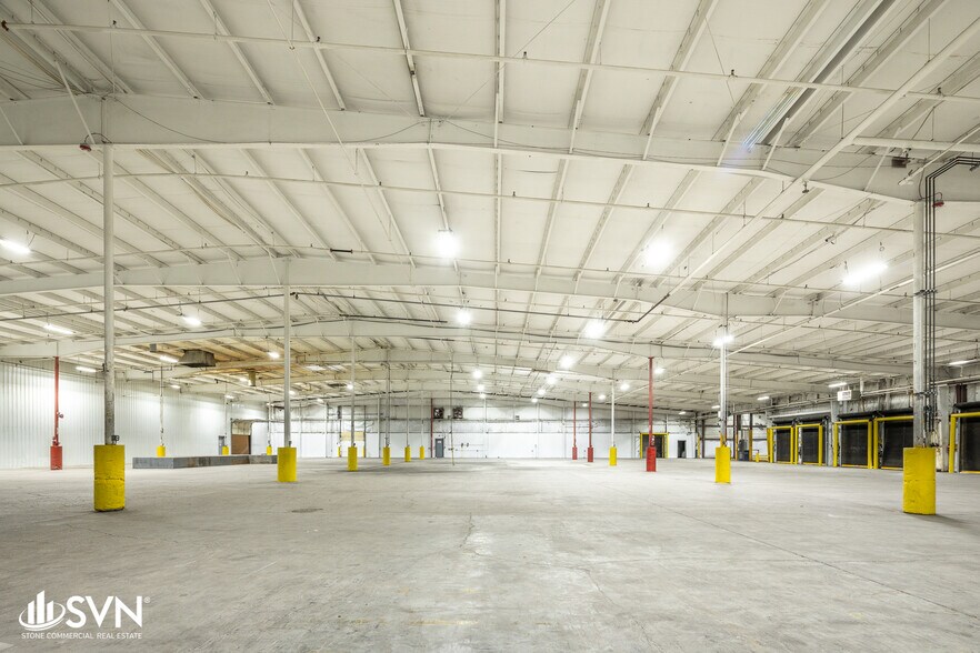 More Photos Of 1285 Enterprise Dr, Winchester Warehouse For Lease