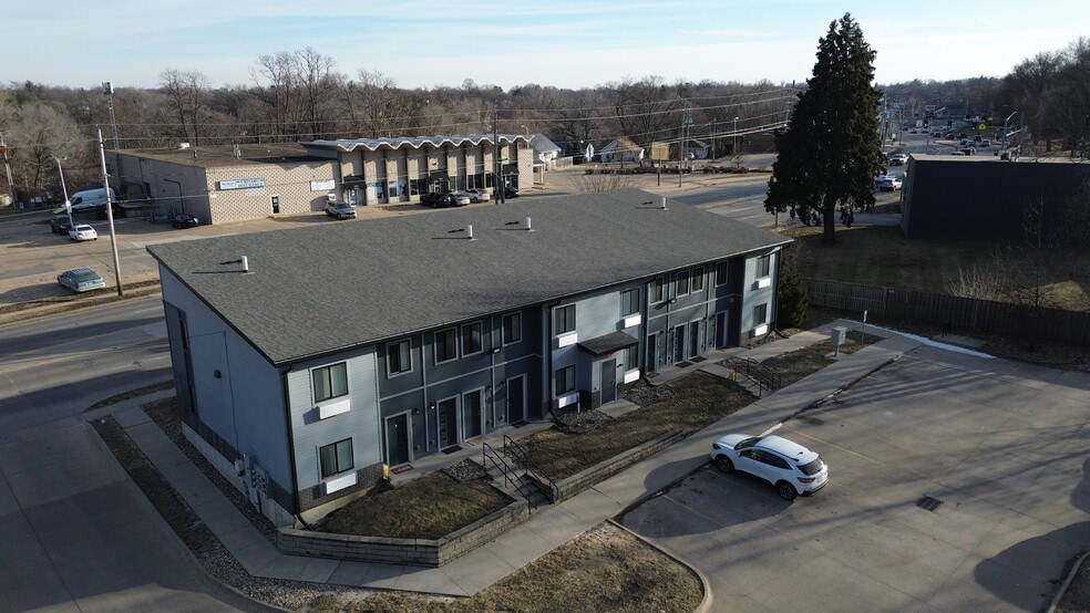 More Photos Of , Des Moines Multifamily For Sale
