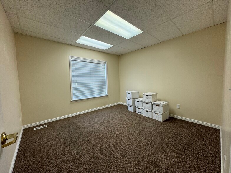More Photos Of 6589 S 1300 E, Salt Lake City Office For Sale