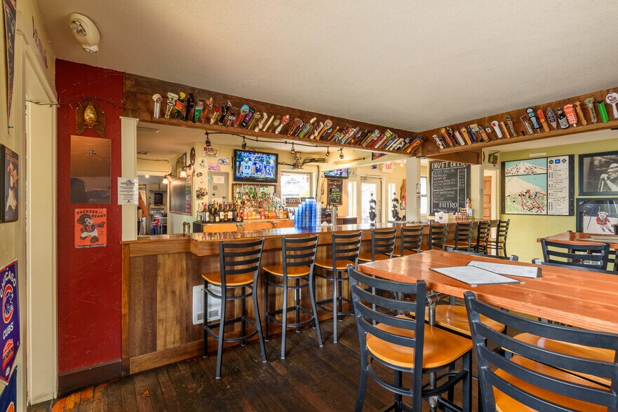 More Photos Of 1227 NW Galveston Ave, Bend Storefront Retail Office For Sale