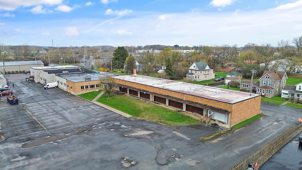 More Photos Of 34 Wright Ave, Auburn Truck Terminal For Sale