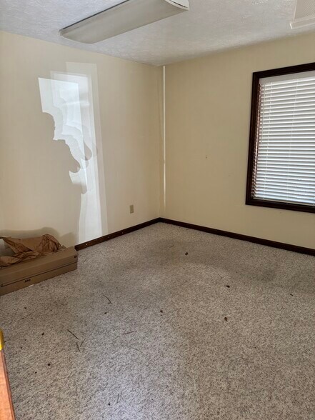 More Photos Of 106 Olympia Dr, Warner Robins Medical For Sale