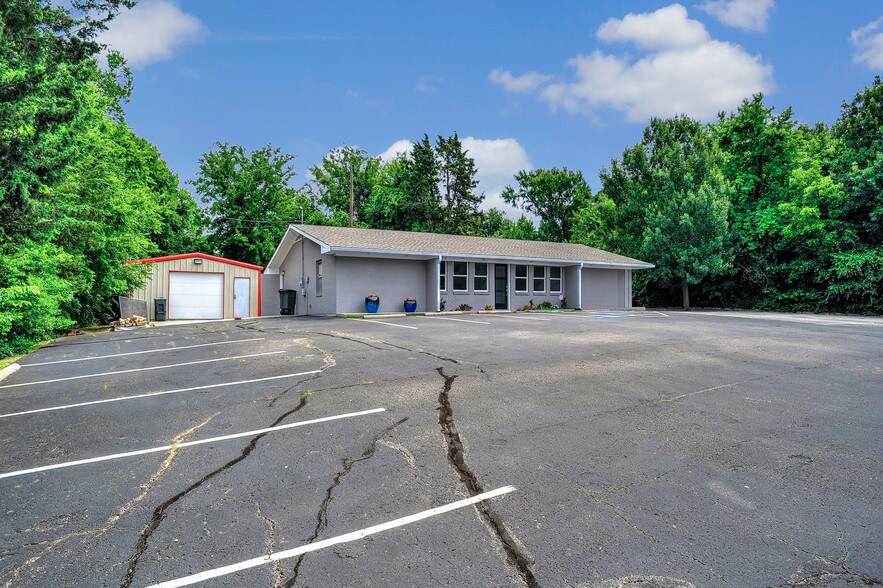 More Photos Of 2527 Fm 691, Denison Medical For Sale