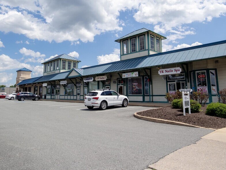 More Photos Of 1018 N Christian St, Lancaster Unknown For Sale